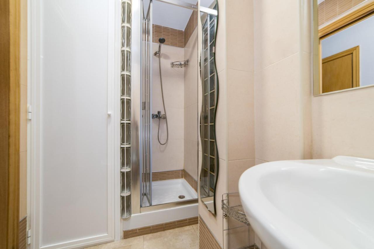 Apartamento Centrico Malaga Luaran gambar